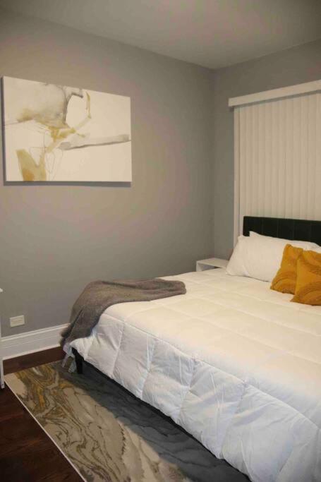 Upscale Apartment Westside Of 芝加哥 外观 照片